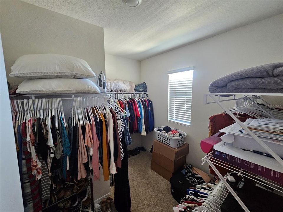 En Venta: $400,000 (5 camas, 3 baños, 2522 Pies cuadrados)