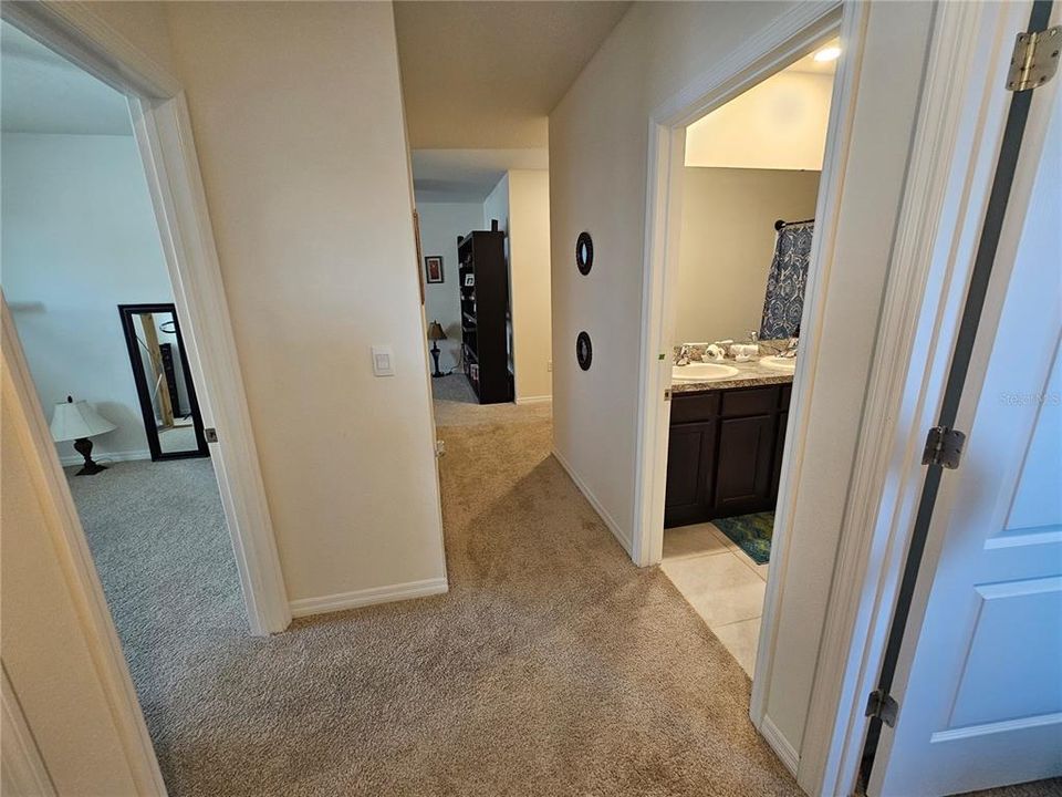 En Venta: $400,000 (5 camas, 3 baños, 2522 Pies cuadrados)