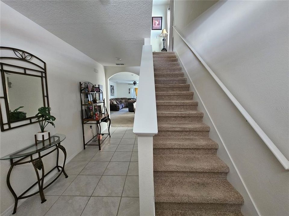 En Venta: $400,000 (5 camas, 3 baños, 2522 Pies cuadrados)