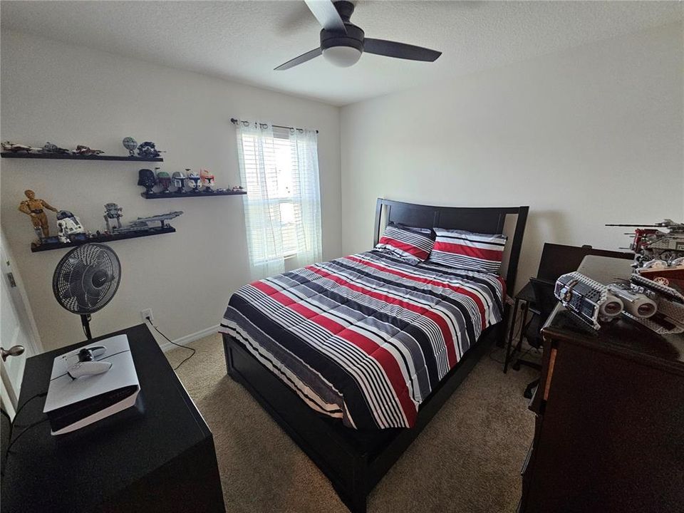 En Venta: $400,000 (5 camas, 3 baños, 2522 Pies cuadrados)