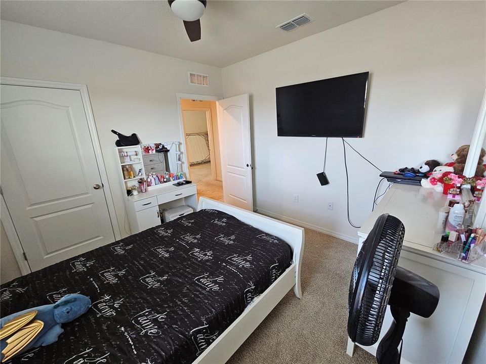 En Venta: $400,000 (5 camas, 3 baños, 2522 Pies cuadrados)