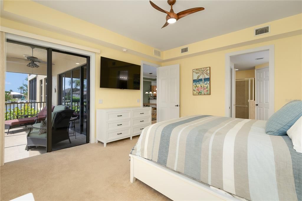 待售: $325,000 (2 贝兹, 2 浴室, 1513 平方英尺)