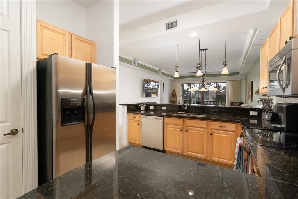 待售: $325,000 (2 贝兹, 2 浴室, 1513 平方英尺)