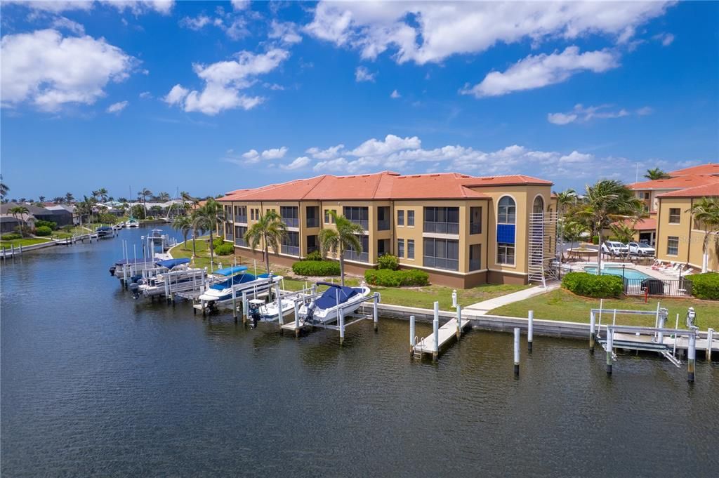 待售: $325,000 (2 贝兹, 2 浴室, 1513 平方英尺)