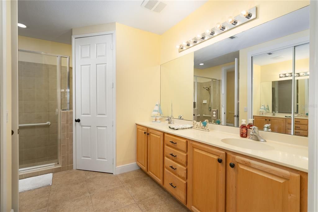 待售: $325,000 (2 贝兹, 2 浴室, 1513 平方英尺)