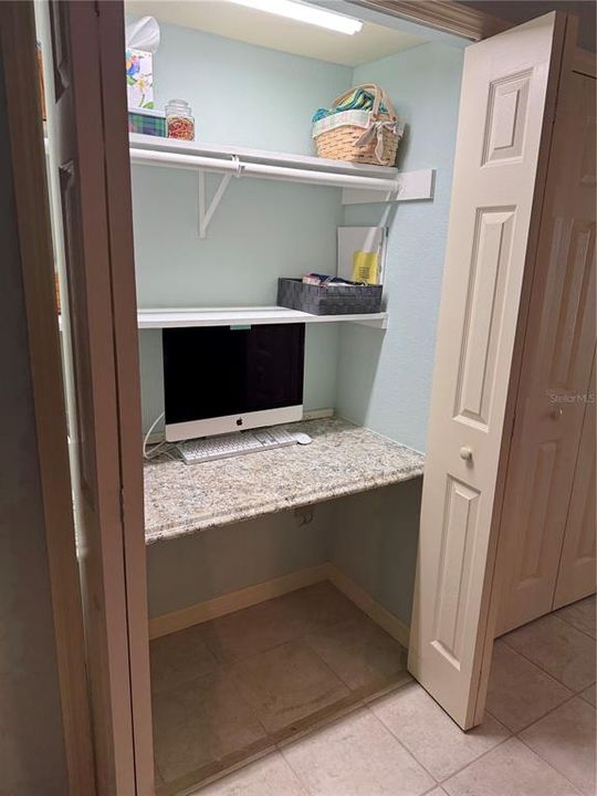 待售: $259,000 (2 贝兹, 2 浴室, 1077 平方英尺)