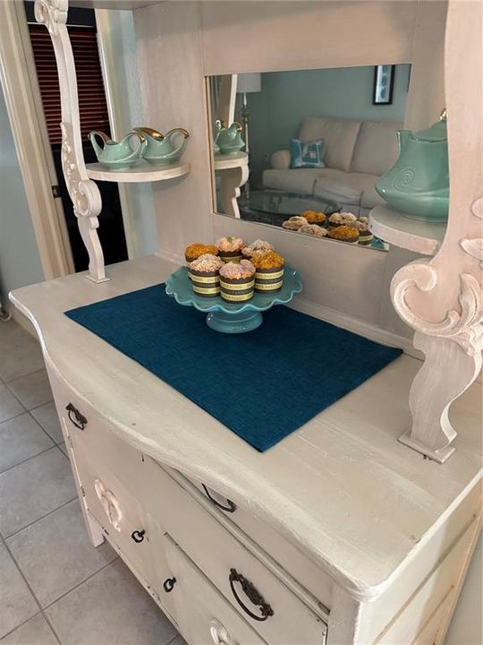 待售: $259,000 (2 贝兹, 2 浴室, 1077 平方英尺)