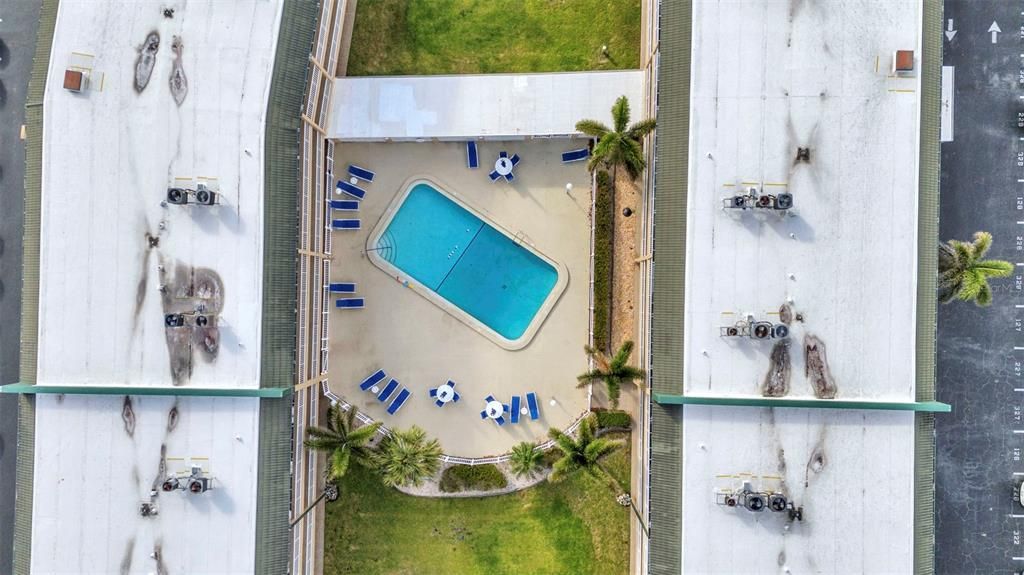 待售: $259,000 (2 贝兹, 2 浴室, 1077 平方英尺)