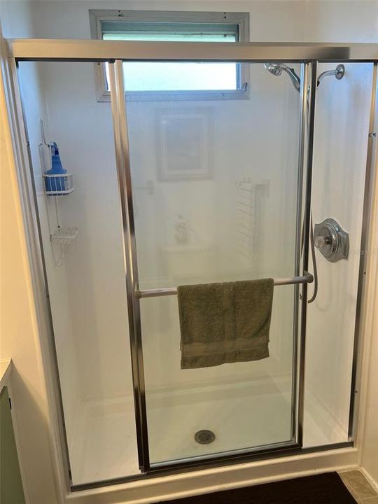 待售: $129,000 (2 贝兹, 2 浴室, 960 平方英尺)