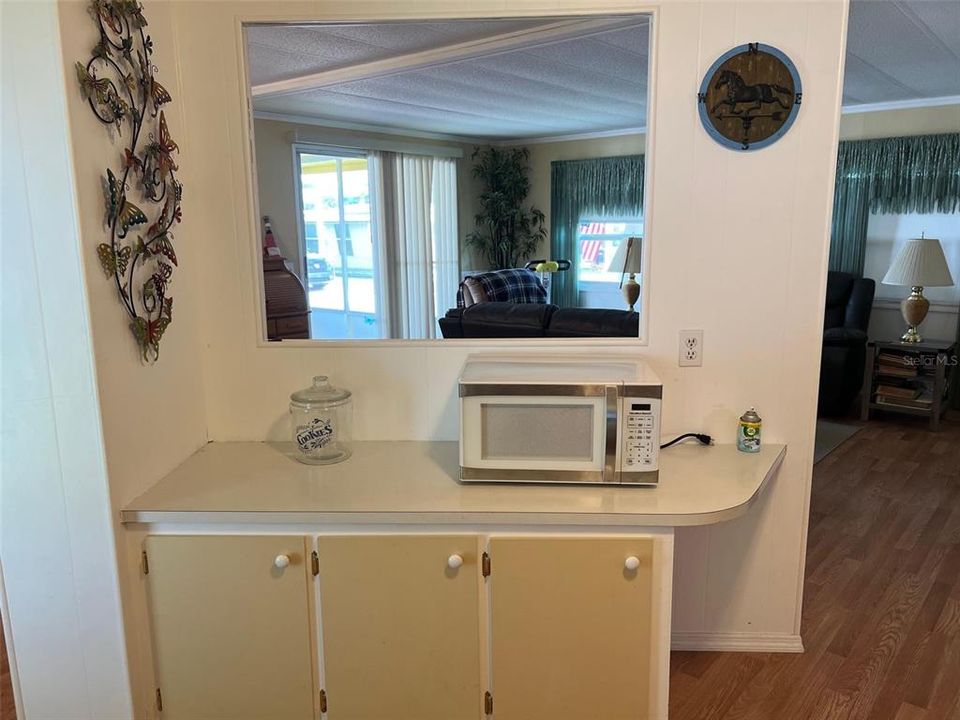 待售: $129,000 (2 贝兹, 2 浴室, 960 平方英尺)