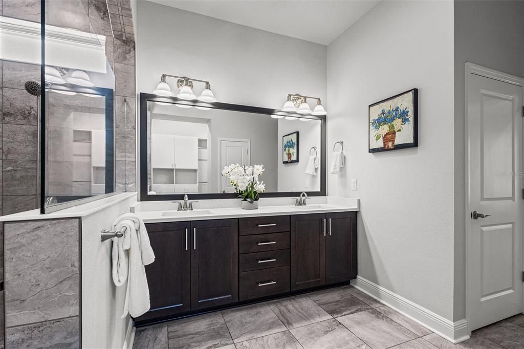 待售: $750,000 (4 贝兹, 3 浴室, 2887 平方英尺)