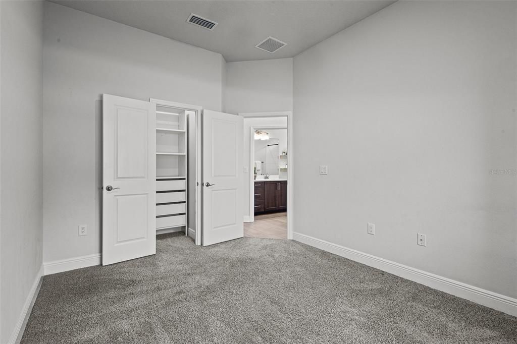 待售: $750,000 (4 贝兹, 3 浴室, 2887 平方英尺)