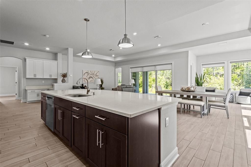 待售: $750,000 (4 贝兹, 3 浴室, 2887 平方英尺)