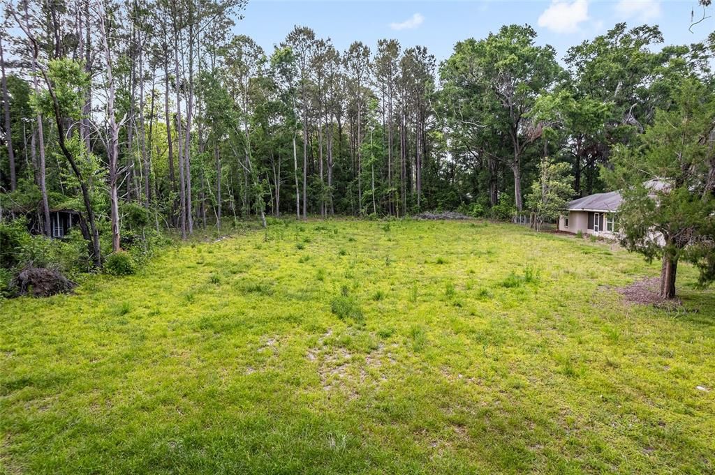 На продажу: $62,500 (0.36 acres)