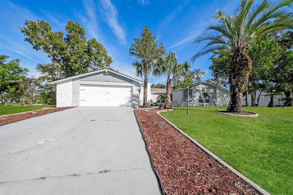 Vendido Recientemente: $324,000 (3 camas, 2 baños, 2162 Pies cuadrados)