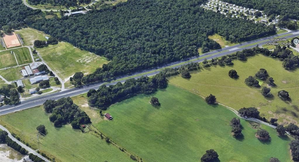 待售: $300,000 (0.97 acres)