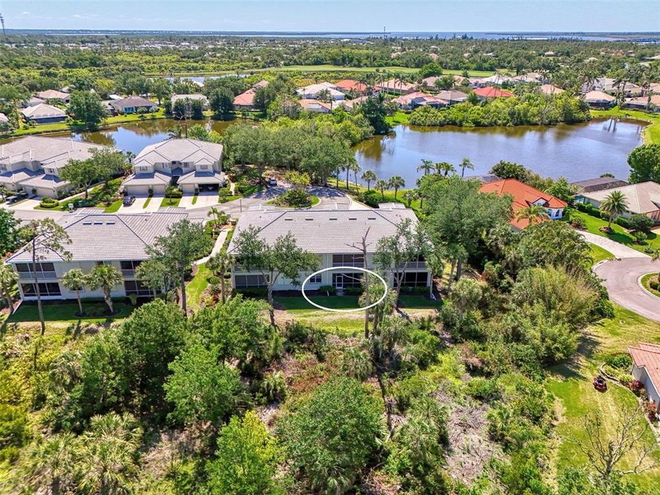 На продажу: $250,000 (2 спален, 2 ванн, 1429 Квадратных фут)