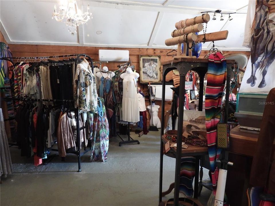 En Venta: $110,000 (0 camas, 0 baños, 636 Pies cuadrados)