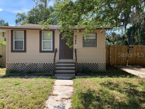 Под контрактом: $75,000 (2 спален, 1 ванн, 660 Квадратных фут)