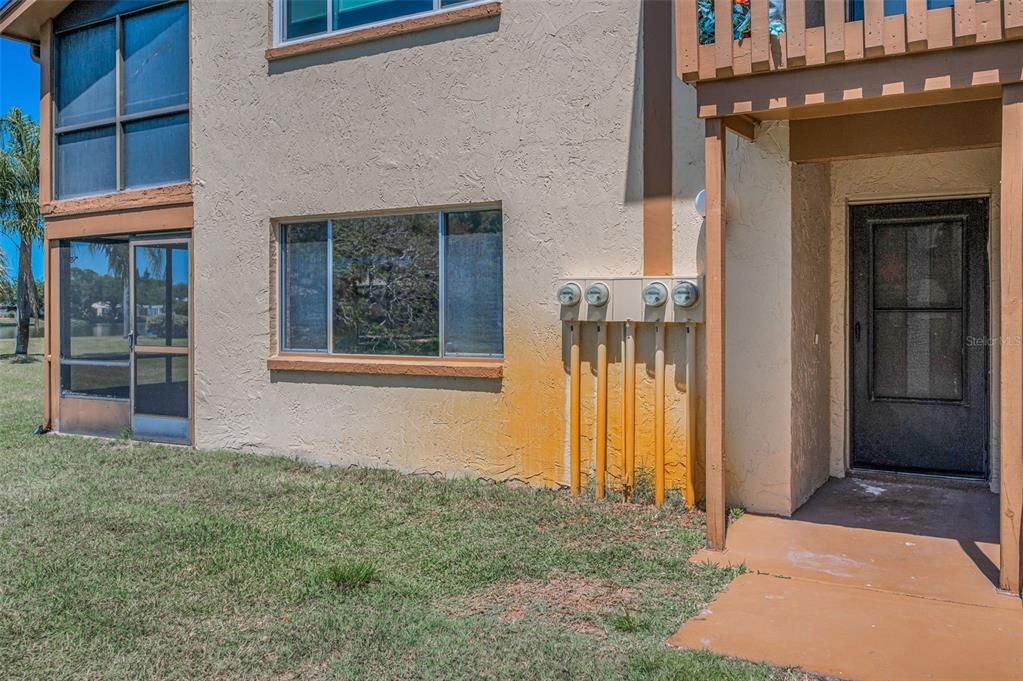 For Sale: $179,900 (2 beds, 2 baths, 1144 Square Feet)