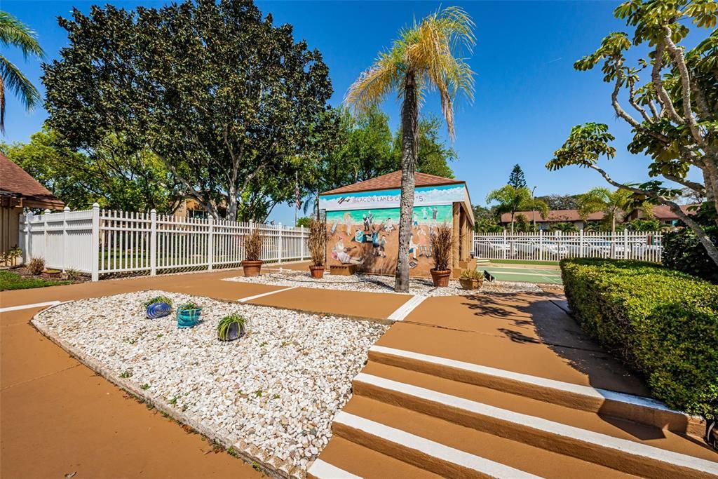 For Sale: $179,900 (2 beds, 2 baths, 1144 Square Feet)