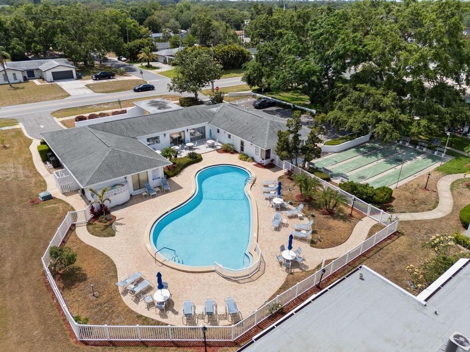 For Sale: $220,000 (2 beds, 2 baths, 1270 Square Feet)