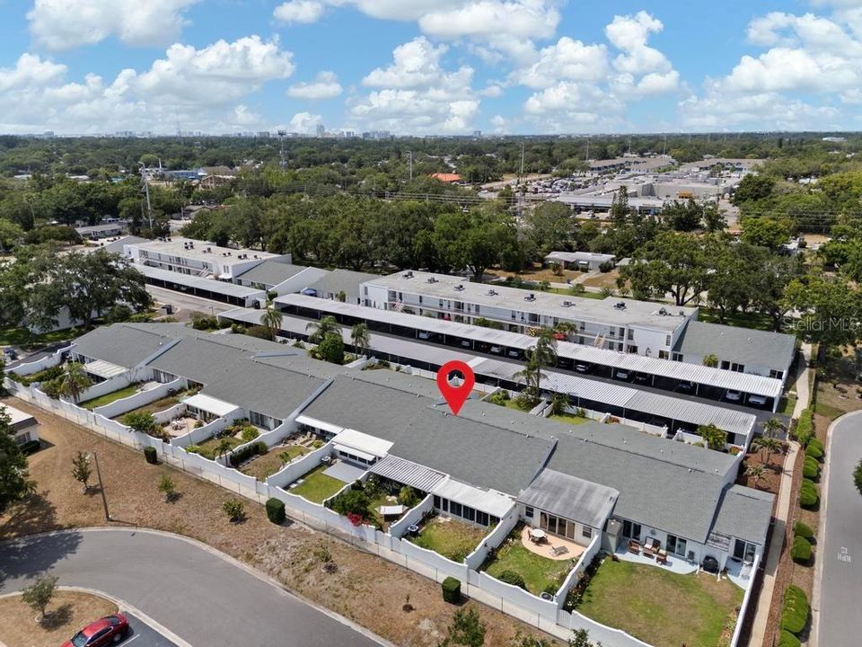 For Sale: $220,000 (2 beds, 2 baths, 1270 Square Feet)