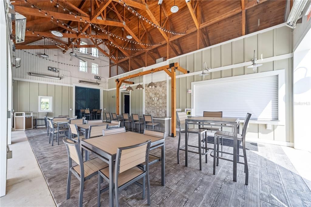 待售: $365,000 (4 贝兹, 2 浴室, 1893 平方英尺)