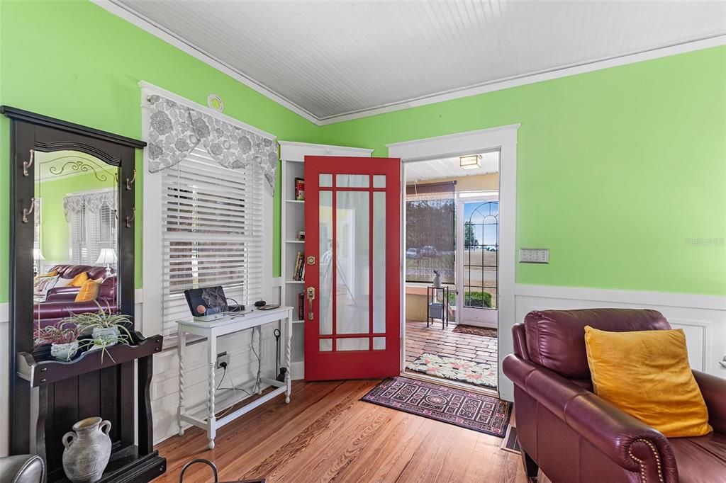 En Venta: $529,900 (4 camas, 3 baños, 2238 Pies cuadrados)