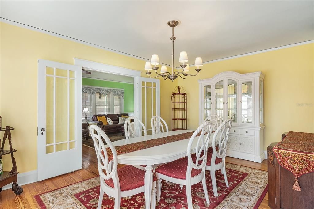 En Venta: $529,900 (4 camas, 3 baños, 2238 Pies cuadrados)