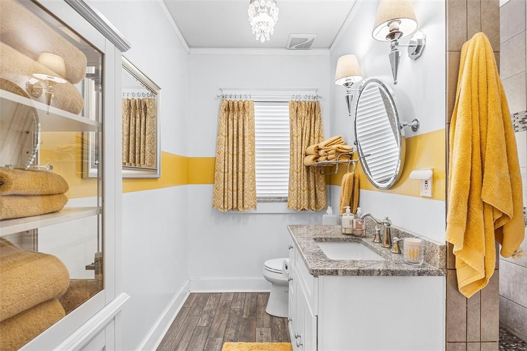 En Venta: $529,900 (4 camas, 3 baños, 2238 Pies cuadrados)