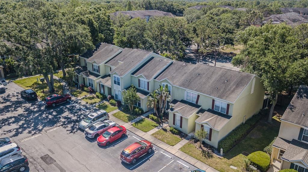 For Sale: $199,999 (2 beds, 2 baths, 1360 Square Feet)