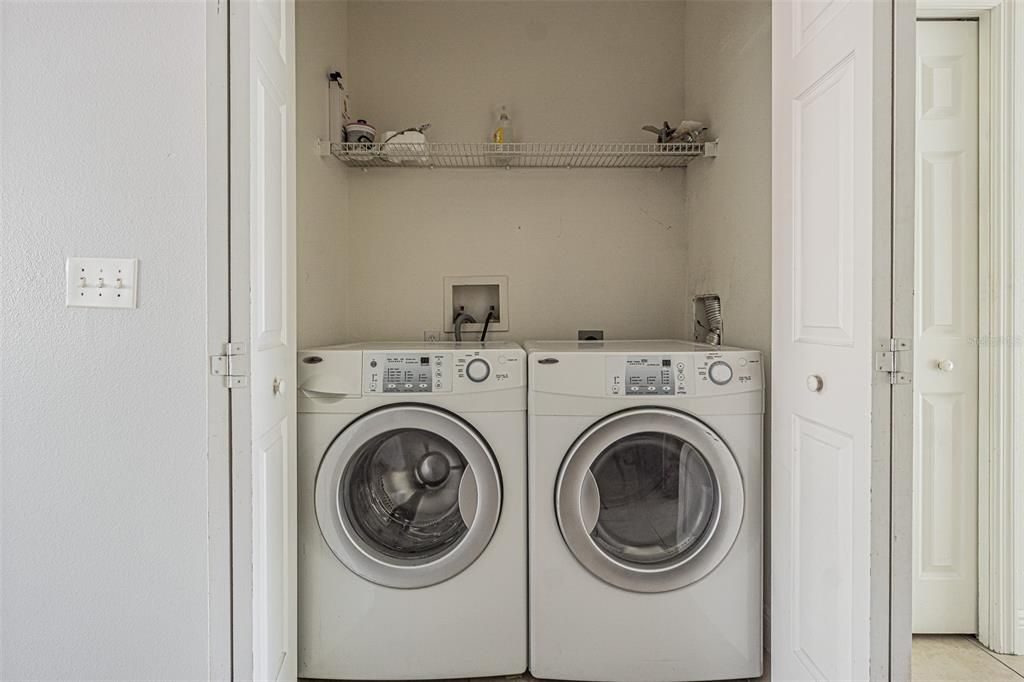 For Sale: $199,999 (2 beds, 2 baths, 1360 Square Feet)