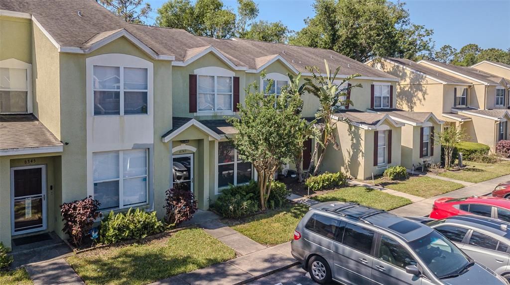 For Sale: $199,999 (2 beds, 2 baths, 1360 Square Feet)