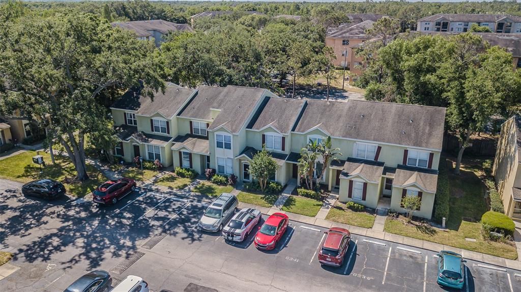 For Sale: $199,999 (2 beds, 2 baths, 1360 Square Feet)