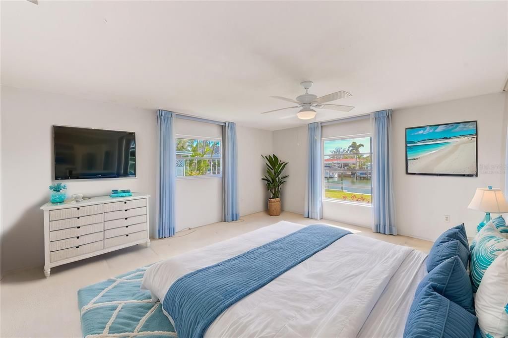 Active With Contract: $629,000 (2 beds, 2 baths, 1855 Square Feet)