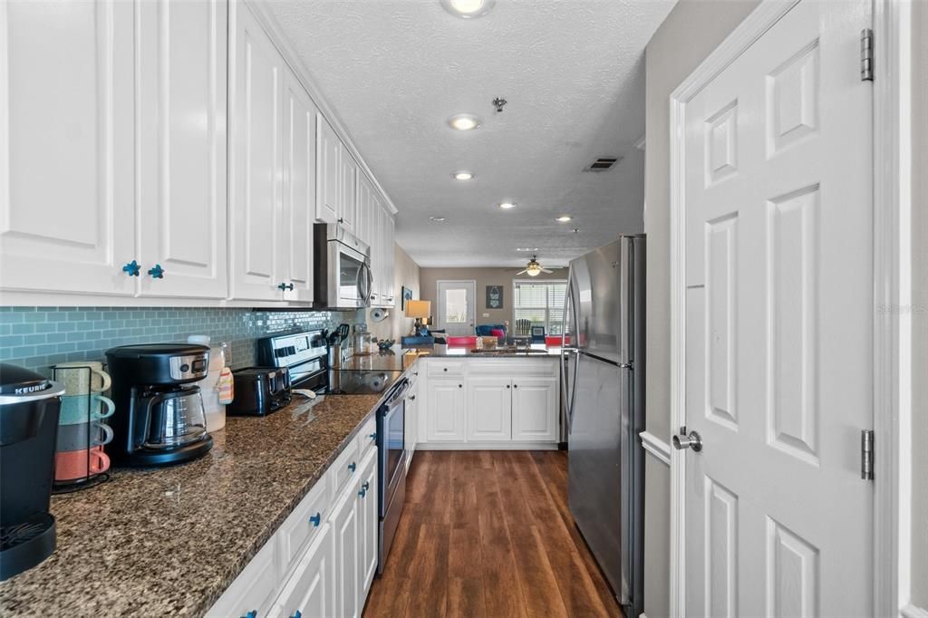 Activo con contrato: $599,000 (3 camas, 3 baños, 1820 Pies cuadrados)