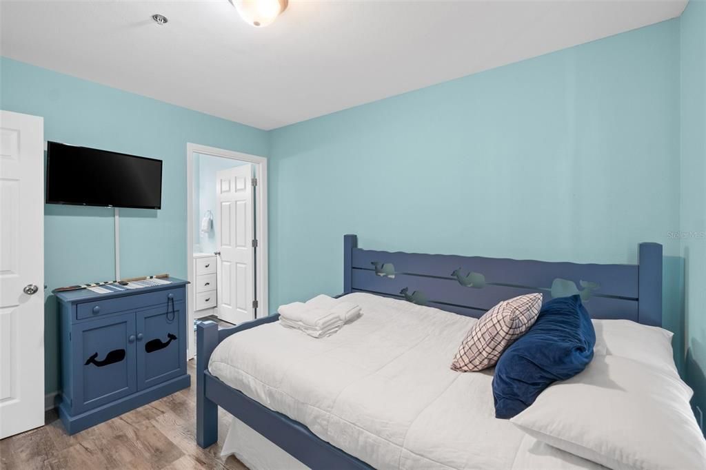 Activo con contrato: $599,000 (3 camas, 3 baños, 1820 Pies cuadrados)