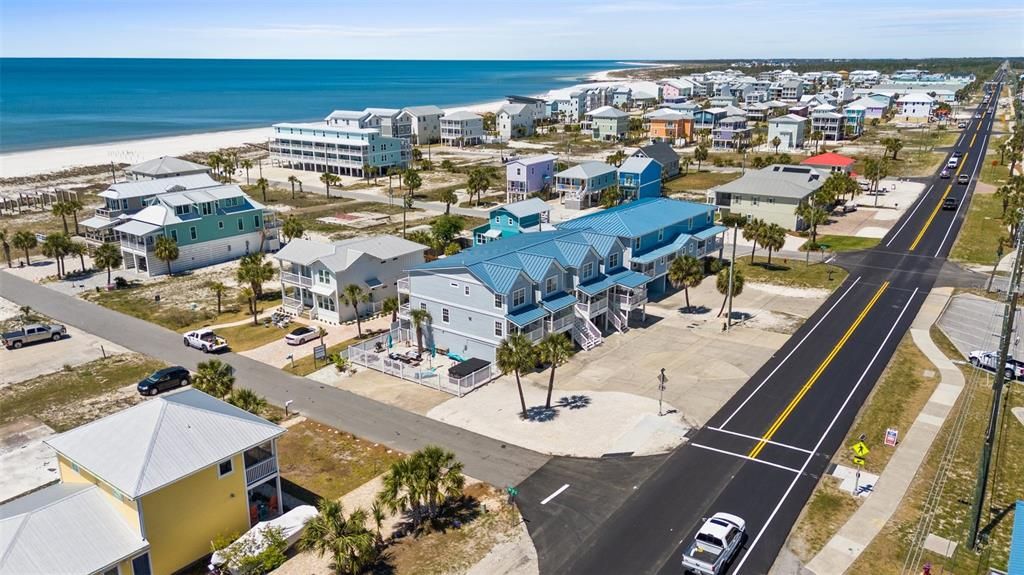 Activo con contrato: $599,000 (3 camas, 3 baños, 1820 Pies cuadrados)