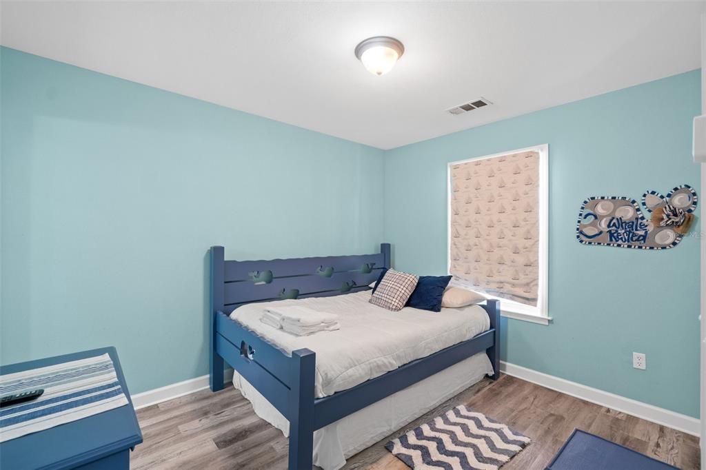 Activo con contrato: $599,000 (3 camas, 3 baños, 1820 Pies cuadrados)