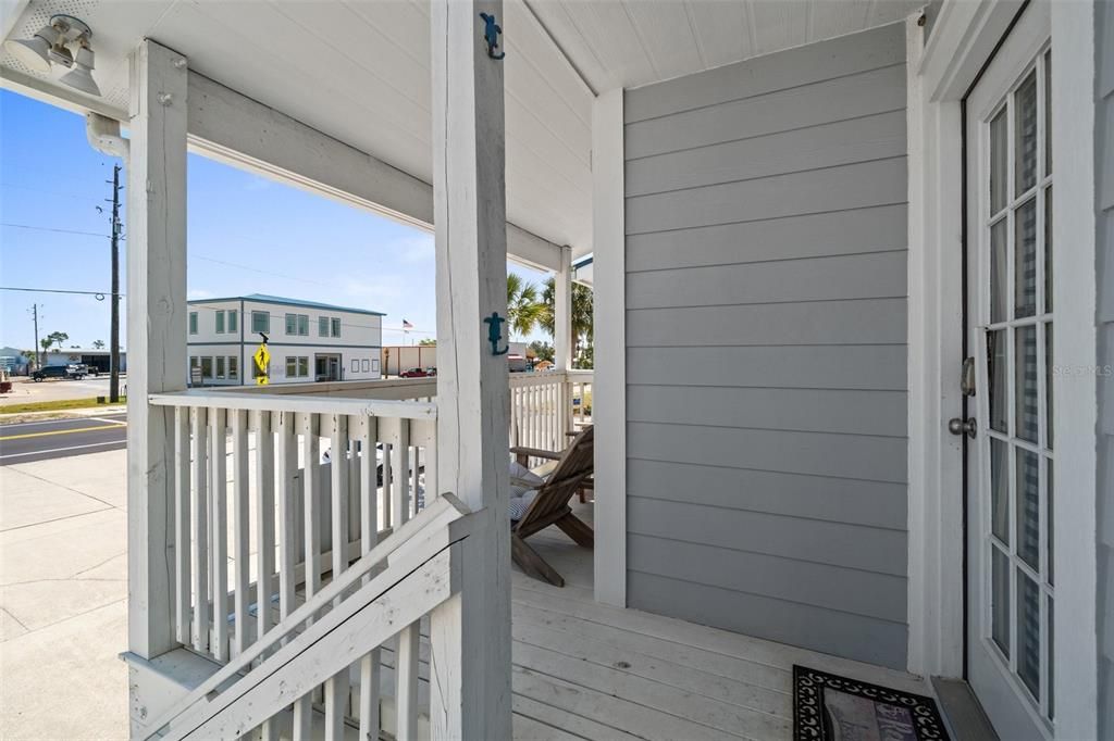 Activo con contrato: $599,000 (3 camas, 3 baños, 1820 Pies cuadrados)