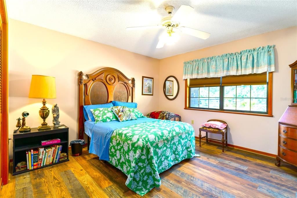 待售: $1,395,000 (3 贝兹, 2 浴室, 2973 平方英尺)