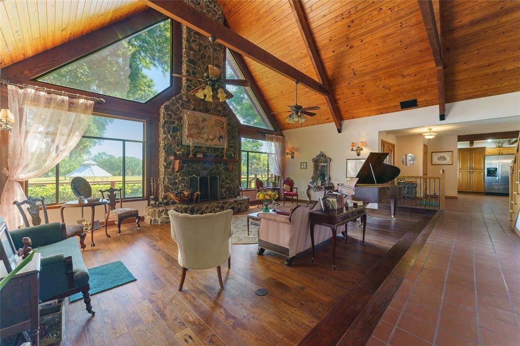 待售: $1,395,000 (3 贝兹, 2 浴室, 2973 平方英尺)