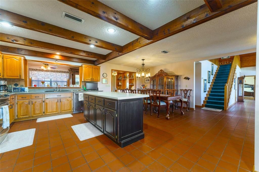 待售: $1,395,000 (3 贝兹, 2 浴室, 2973 平方英尺)