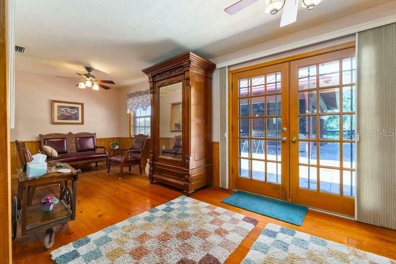 待售: $1,395,000 (3 贝兹, 2 浴室, 2973 平方英尺)