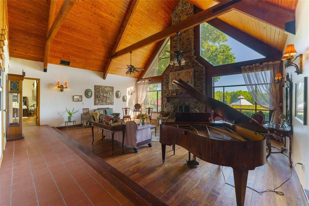 待售: $1,395,000 (3 贝兹, 2 浴室, 2973 平方英尺)