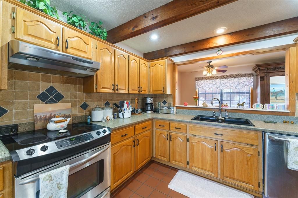 待售: $1,395,000 (3 贝兹, 2 浴室, 2973 平方英尺)