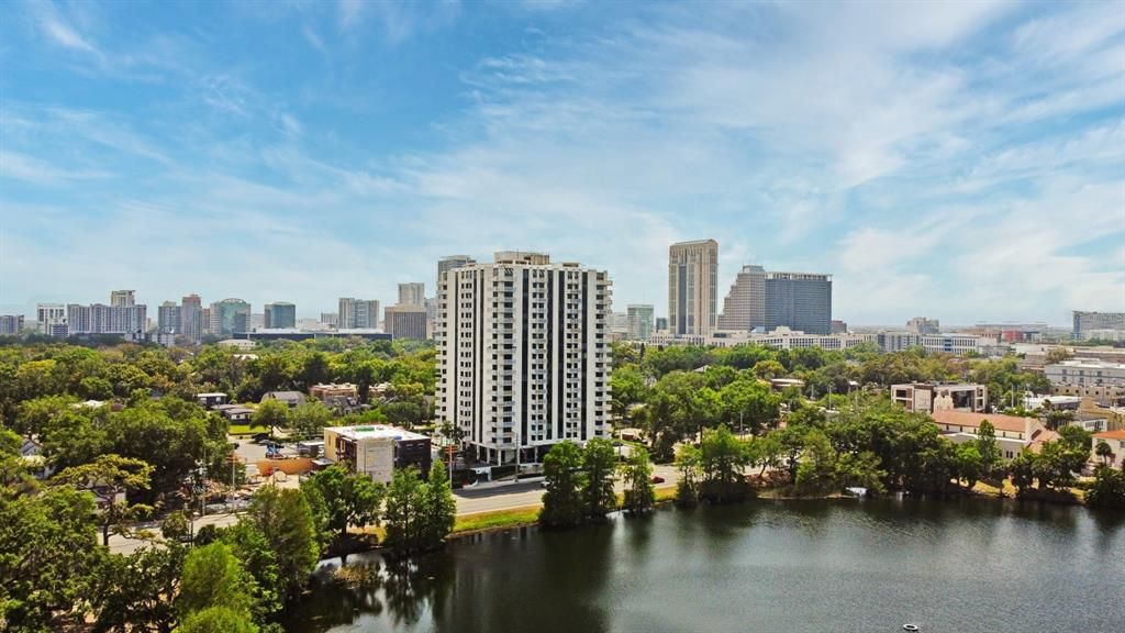 Vendido Recientemente: $199,900 (1 camas, 2 baños, 1109 Pies cuadrados)