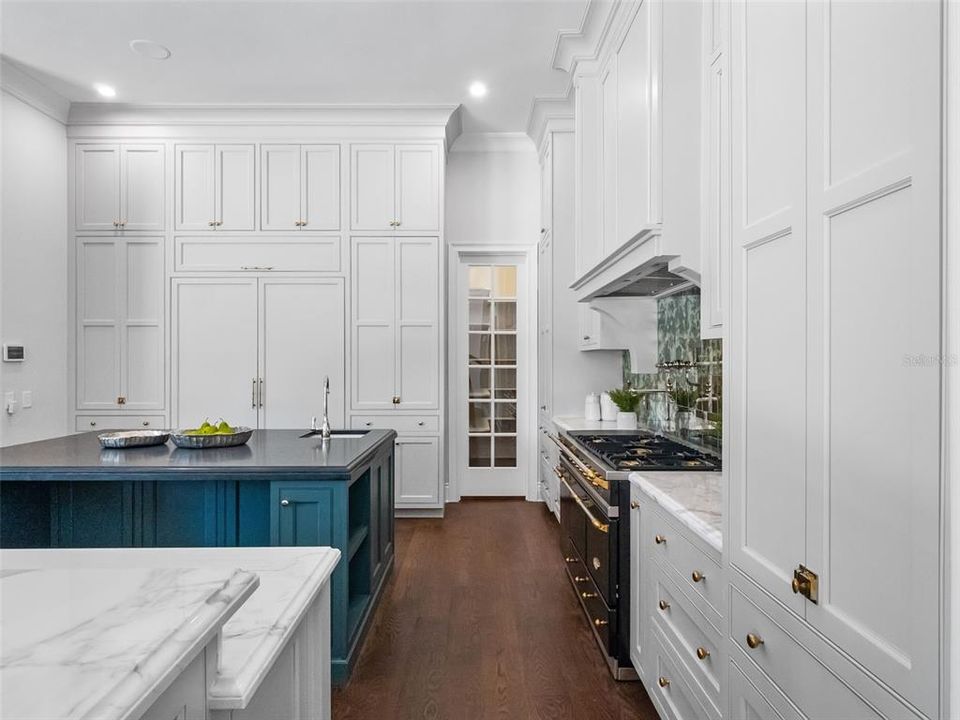 待售: $3,495,000 (4 贝兹, 4 浴室, 6505 平方英尺)