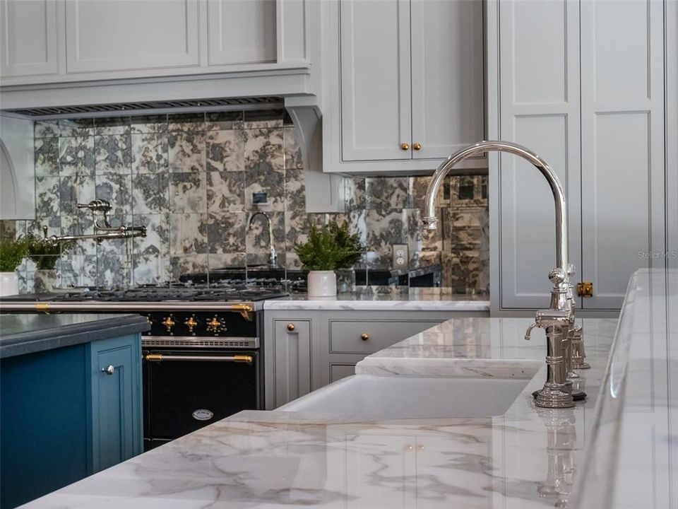 待售: $3,495,000 (4 贝兹, 4 浴室, 6505 平方英尺)